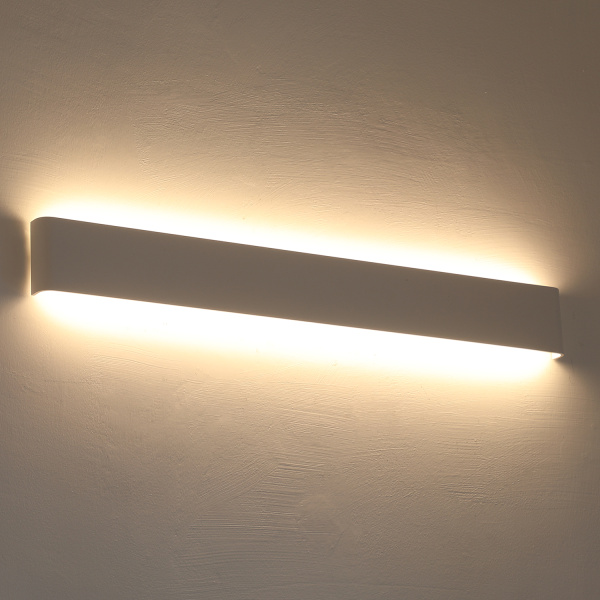 Светильник настенный белый LED 24Вт 72см
