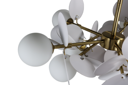 Люстра с плафонами бронза D68см