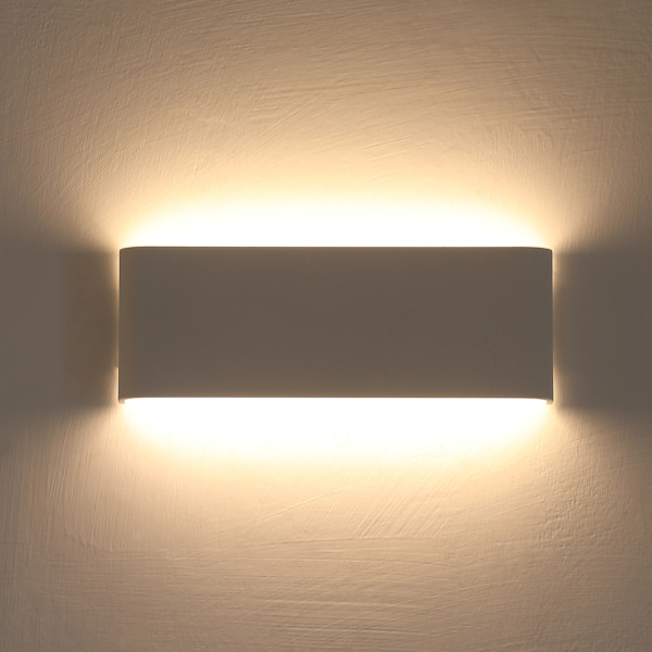 Светильник настенный белый LED 6Вт 24см
