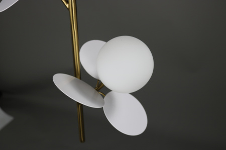 Люстра с плафонами бронза D22см